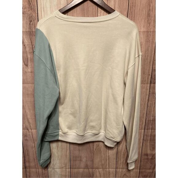 Disney Medium Winnie the Pooh sweatshirt beige blue womens top - Picture 5 of 5